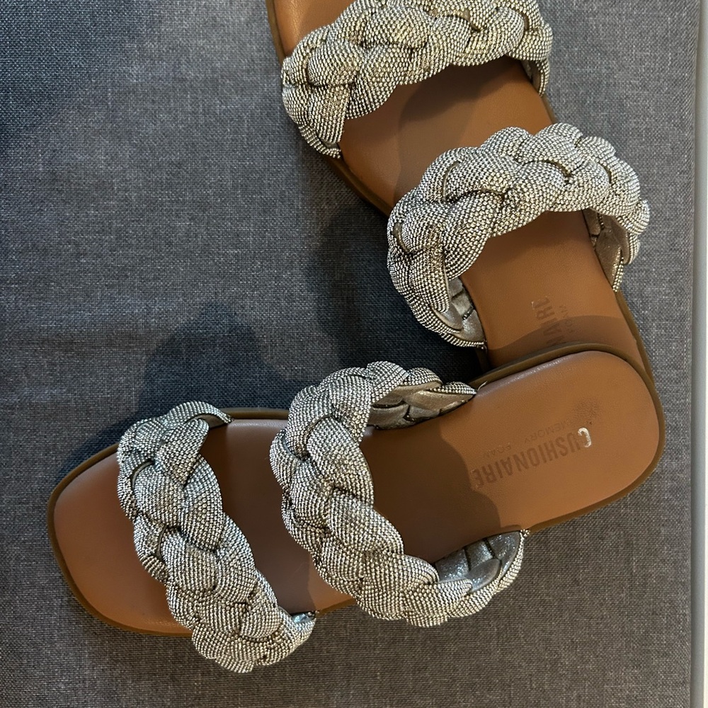 Cushionaire Women's Silver Braided Sandals
